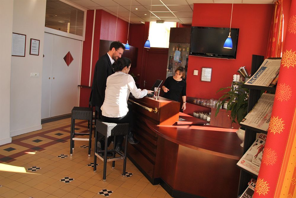 圣约瑟夫里昂葡萄园酒店 圣福瓦莱里昂 外观 照片